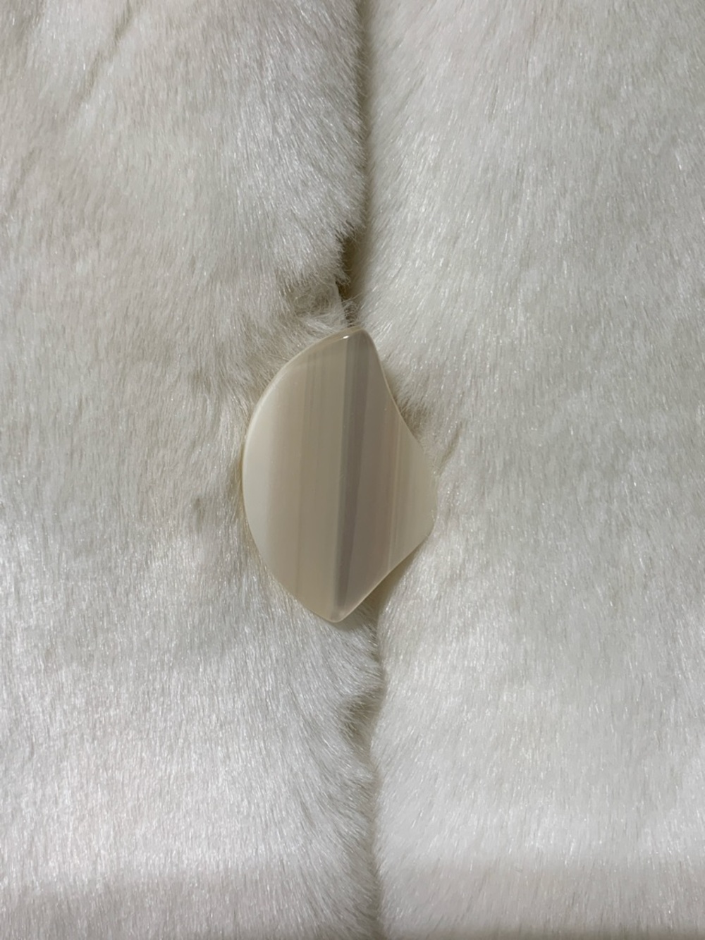 Vintage hooded, faux fur coat w/ bear hem trim plus size - Picture 5 of 10